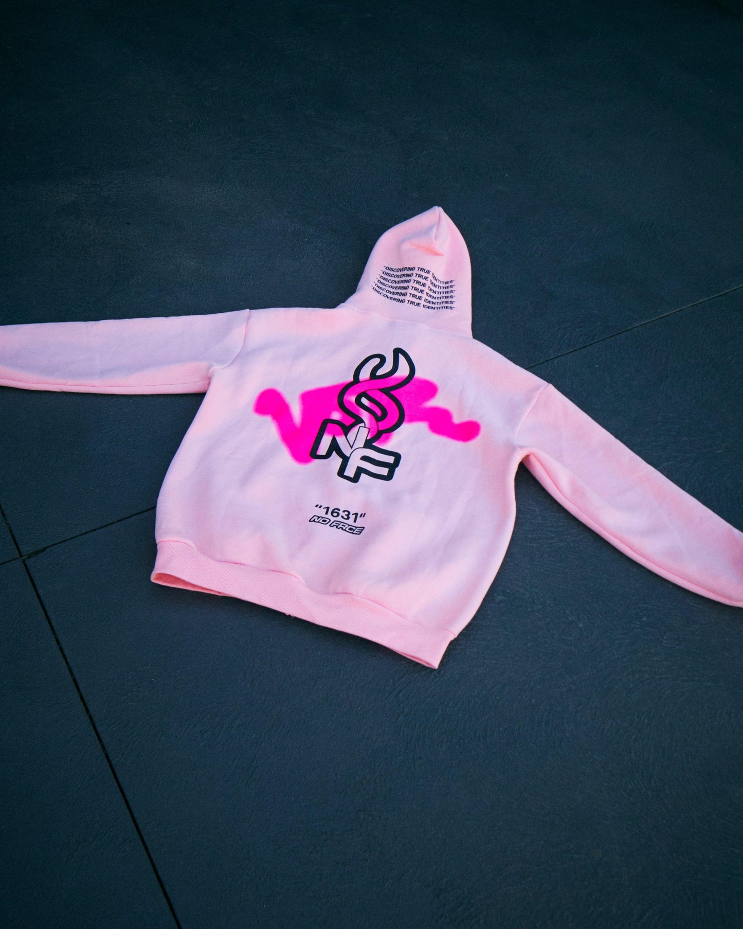 NO FACE ZIP HOODIE (PINK + BLACK) - NO FACE