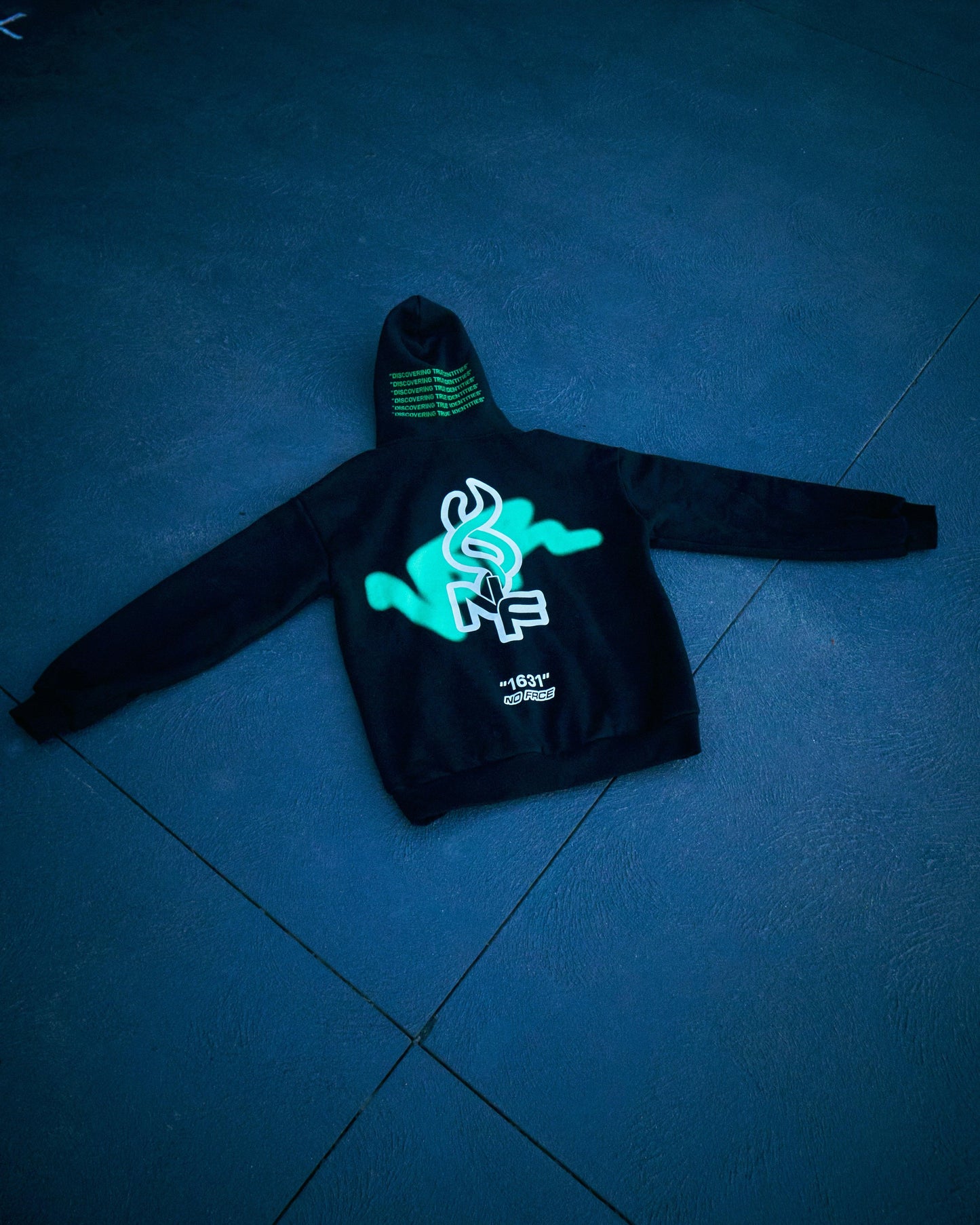 NO FACE ZIP HOODIE (BLACK + GREEN) - NO FACE