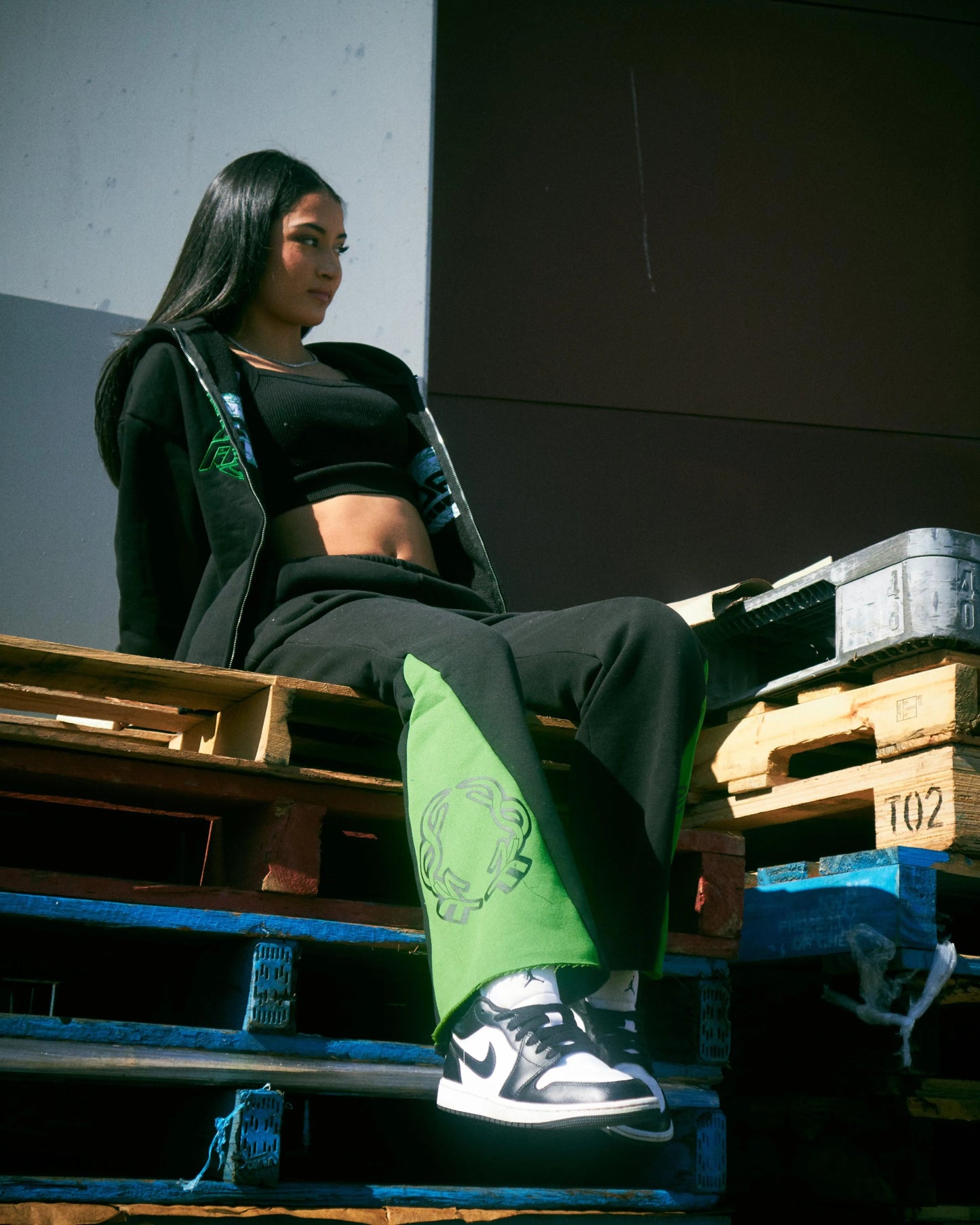 NO FACE ZIP HOODIE (BLACK + GREEN) - NO FACE