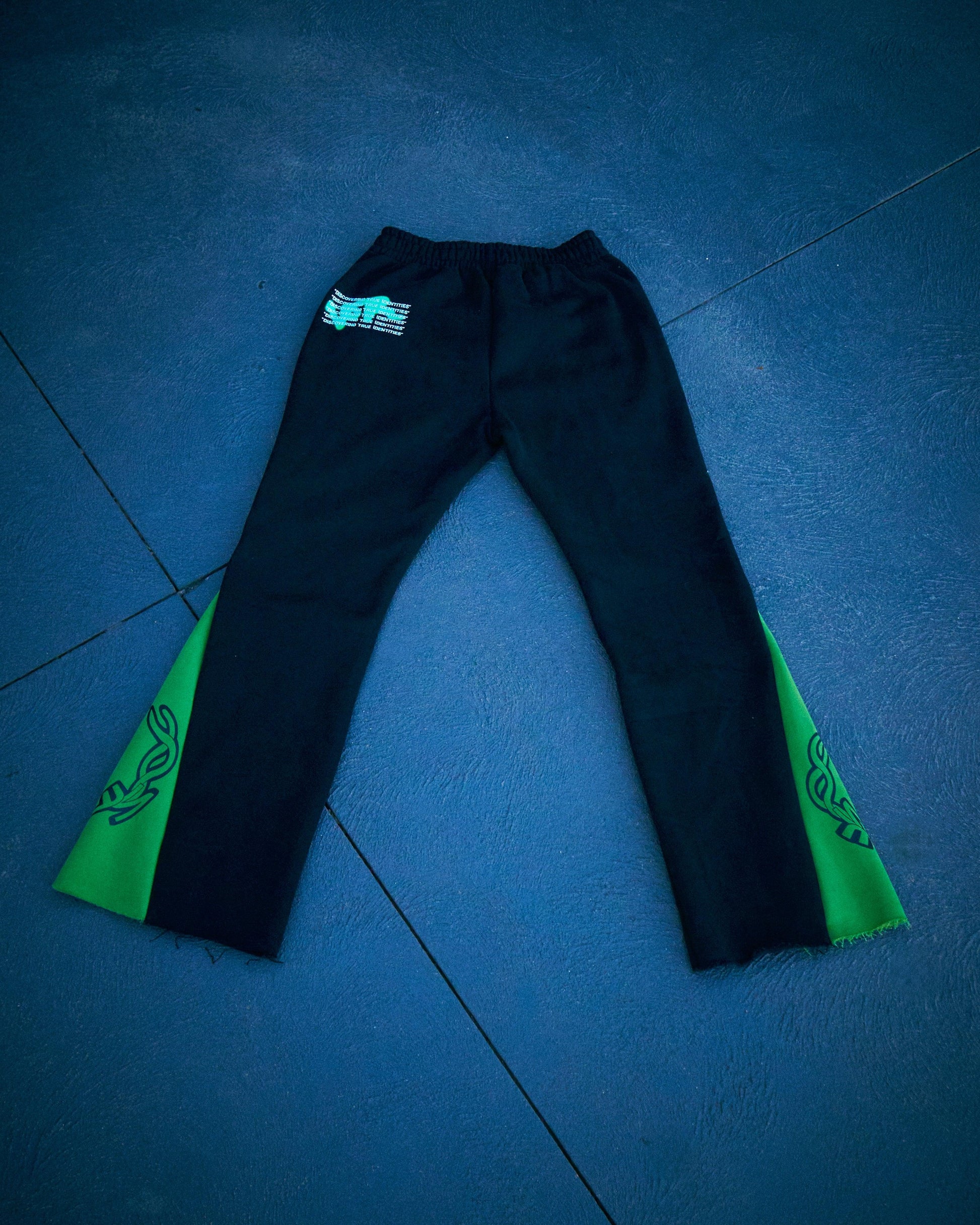 NO FACE FLAIR PANTS (BLACK + GREEN) - NO FACE