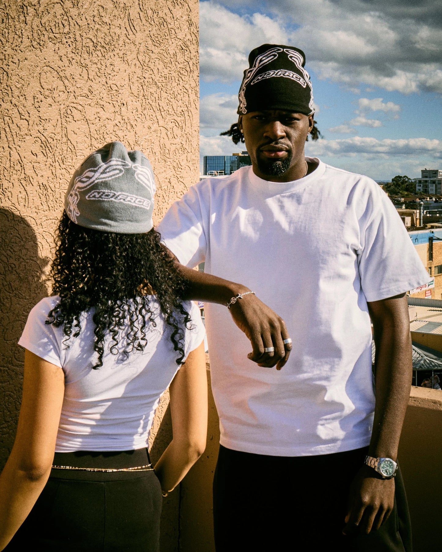 REVERSIBLE BEANIE BLACK & GREY - NO FACE